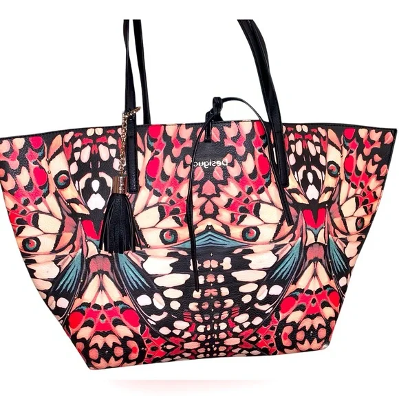 🔴DESIGUAL REVERSIBLE COLORFUL TOTE! USED ONCE! EXCELLENT PRE-LOVED CONDITION!! - Picture 2 of 7